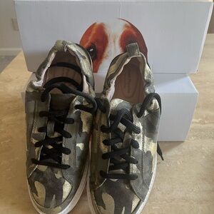 Hush Puppies Camouflage Sneakers with Gold Highlights